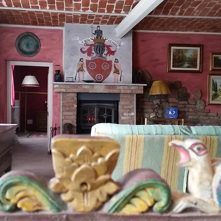 La Valle Bed & Breakfast *