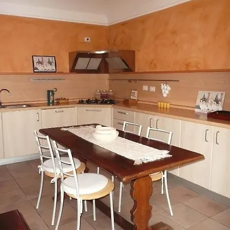 La Valle Bed & Breakfast *