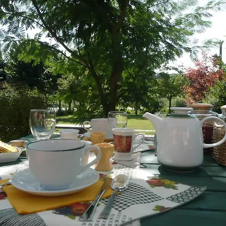 La Valle Bed & Breakfast Montafia