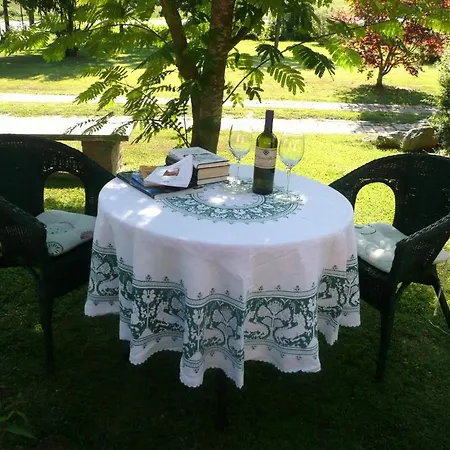La Valle Bed & Breakfast