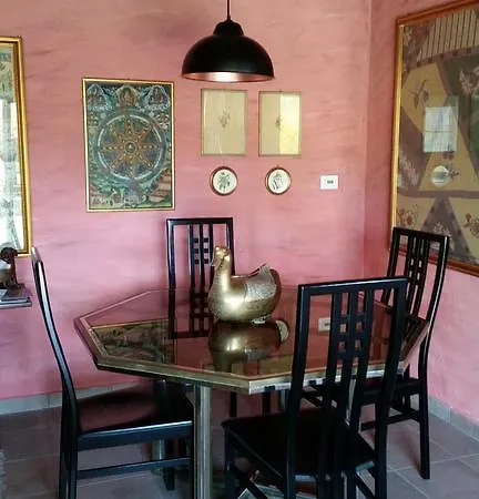 Bed & Breakfast La Valle Montafia