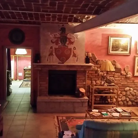 拉瓦里住宿加早餐酒店 * Montafia