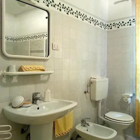 Bed & Breakfast La Valle Montafia