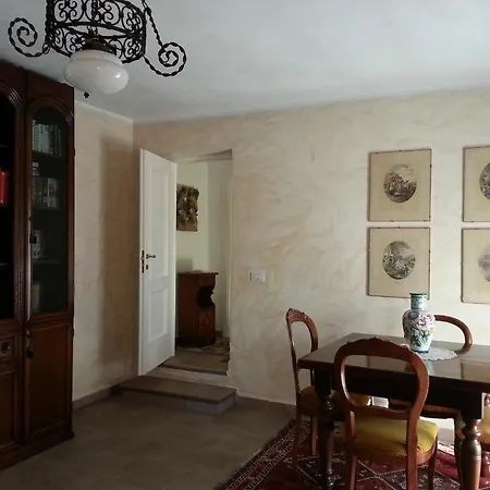 La Valle Bed & Breakfast Montafia